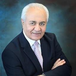 تصویر دکتر فرهنگ هلاکویی
